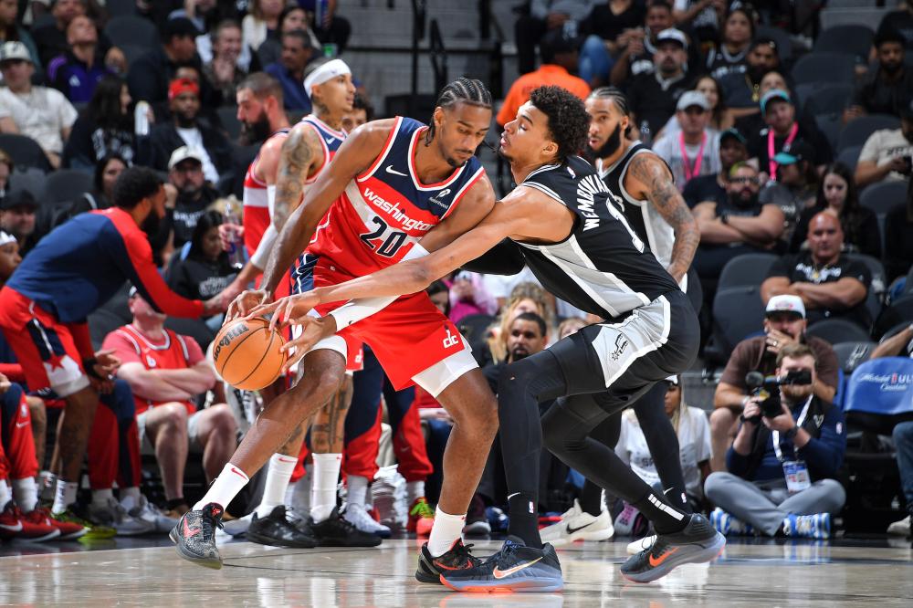 出现在每一 出现在每一