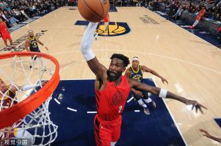 他再次展现 他再次展现